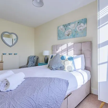 Stonegate Loft Budget 4-bed For Groups Near Minster York