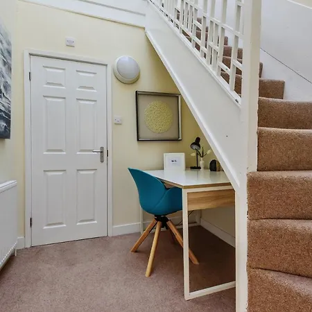 37a Stonegate Loft *